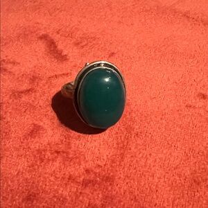 Elegant Silver and Green Stone Ring